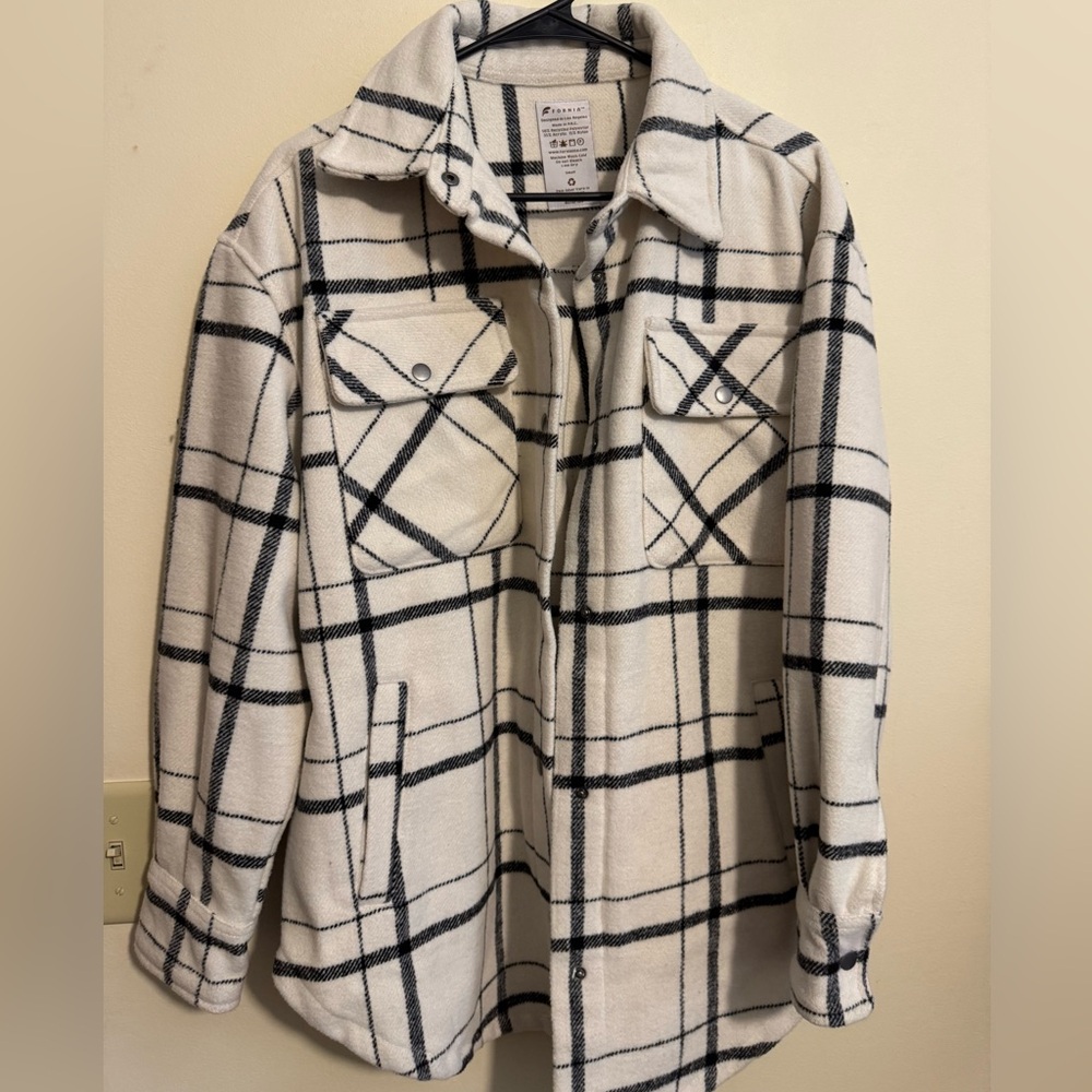 Fornia Size Small Shacket